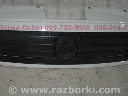Решетка радиатора для Fiat Doblo Киев