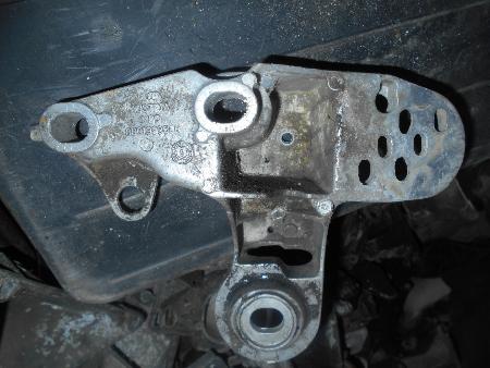 Подушка для Volkswagen Passat B5 (08.1996-02.2005) Львов 8D0199351H