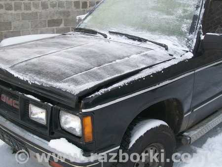 Бампер передний + решетка радиатора для Chevrolet Blazer Киев
