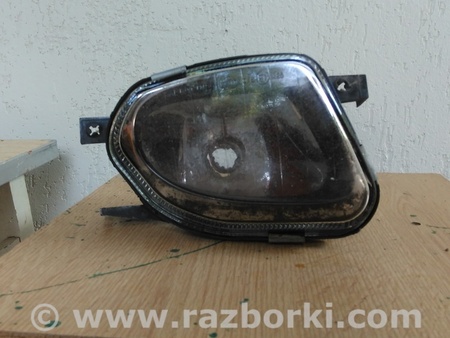 Противотуманная фара правая для Mercedes-Benz E-CLASS W211 (02-09) Киев