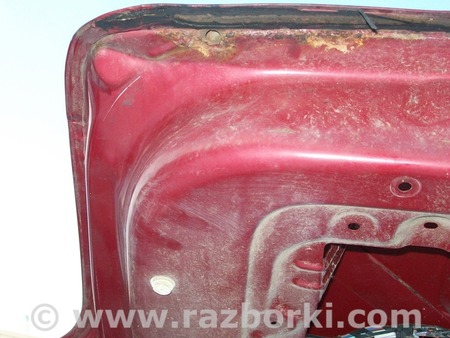 Крышка багажника в сборе для Nissan Sunny Киев
