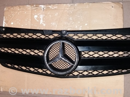 Решетка бампера для Mercedes-Benz Vito W638 Ковель