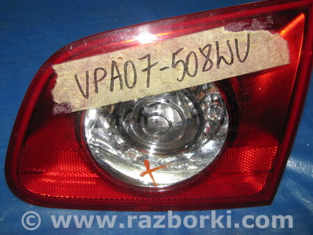 Фонарь задний внутренний для Volkswagen Passat B6 (03.2005-12.2010) Львов