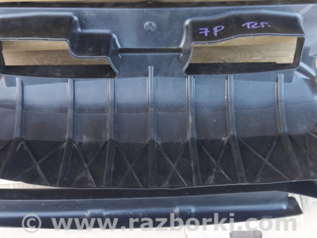 Диффузор для Volkswagen Touareg  (10-17) Ковель