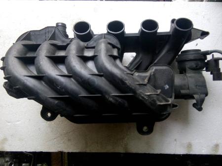 Впускной коллектор для Audi (Ауди) A3 (все модели 8L, 8P, 8V) Киев 06F133213G