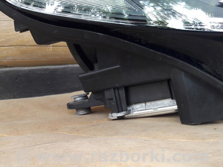 Фары передние ксенон для Volkswagen Passat CC (01.2012-12.2016) Ковель