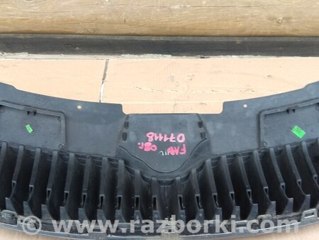 Решетка радиатора для Skoda Fabia Ковель 5j0853668j