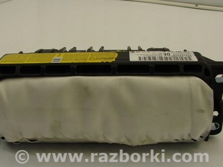 Подушка передняя для Volkswagen Caddy (все года выпуска) Житомир 1T0880204E