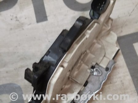 Замок двери задней левой для Volkswagen Tiguan Киев 5N0839015F