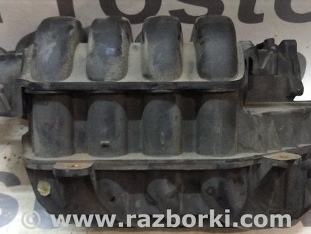 Коллектор впускной пластиковый для Skoda Octavia A5 Киев 06F133213H