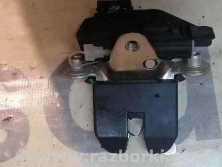 Замок двери задней для Skoda Fabia New Киев 5J0827501B