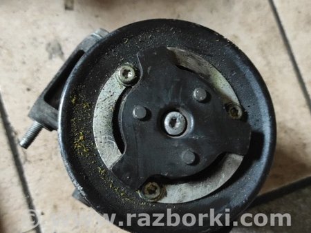 Компрессор кондиционера для Opel Insignia Киев 6854112