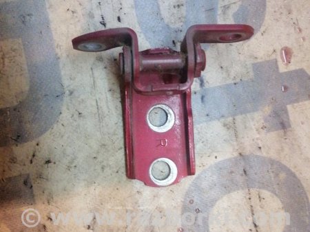 Петля двери для Toyota RAV-4 (05-12) Киев 6877052031