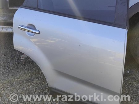 Дверь задняя правая для KIA Sorento Киев 770042P010