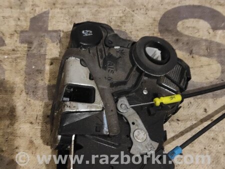 Замок двери передней левой для Toyota Auris E150 (10.2006-11.2012) Киев 6904002210