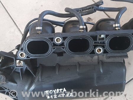 Коллектор впускной пластиковый для Toyota Avensis T250 (02.2003-10.2009) Киев 1712022030