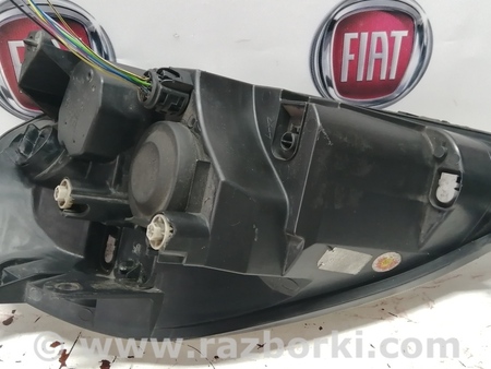 Фара передняя правая для Fiat Grande Punto Городенка 51701594