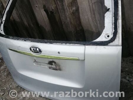 Крышка багажника для KIA Carnival 2 (2006-2014) Киев 737004D032