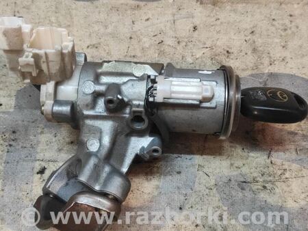 Замок для Toyota RAV-4 (05-12) Киев 8970342080