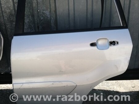Дверь задняя левая для Toyota RAV-4 (05-12) Киев 6711442030