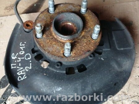 Цапфа передняя правая для Toyota RAV-4 (05-12) Киев 4321142060