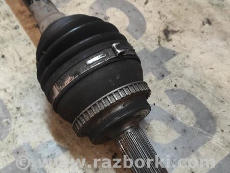 Полуось передняя правая в сборе для Toyota Corolla Verso (04.2004-03.2009) Киев 434100F010