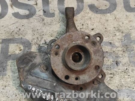 Цапфа передняя правая для Volkswagen Caddy 2 (1995-2003) Киев 357407256C