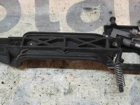 Кронштейн ручки для Ford Fusion 1 поколение (02-12) Киев 1372505