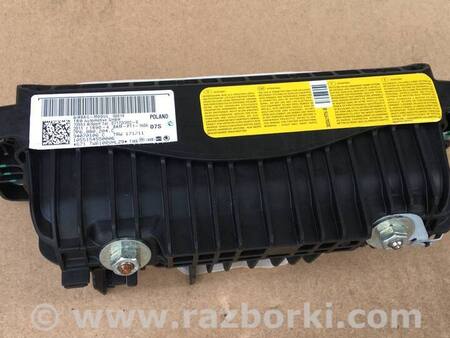 Airbag подушка пассажира для Volkswagen Touareg  (10-17) Киев 7P6.880.204.C