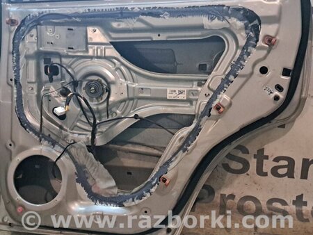 Дверь задняя правая для Hyundai Tucson Киев 770042E050