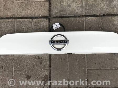 Накладка крышки багажника для Nissan Qashqai (07-14) Киев 90810 4ESXX 4ETXX 4EUXX