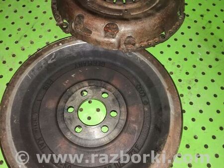 Маховик для Volkswagen Golf Plus Mk5 (12.2004-09.2014) Киев 038105269F