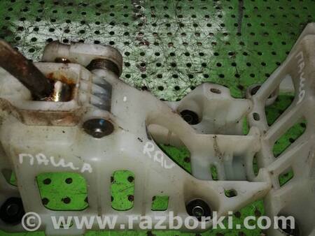 Кулиса для Toyota RAV-4 (05-12) Киев 3353042060