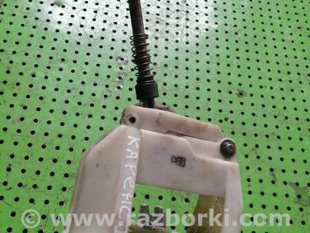 Кулиса для KIA Carens 2 (2002-2006) Киев 437001D200