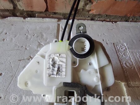 Замок двери передней правой для Honda CR-V (07-11) Киев 72111-SWA-P1-RH-FR