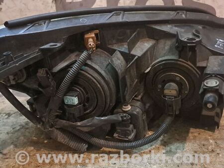 Фара передняя левая для Toyota RAV-4 (05-12) Киев 8117042310