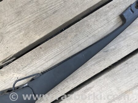Поводок дворника для Honda CR-V Киев 76720-TLA-A01