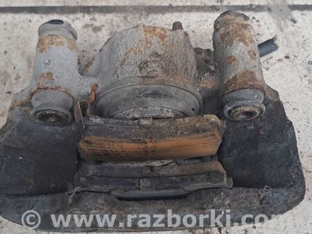 Суппорт передний правый для Mazda 323 BH, BA (1994-2000) Киев B4623398ZB