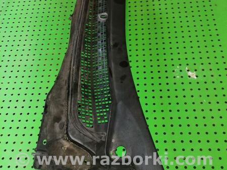 Накладка нижняя (жабо) для Honda CR-V (02-06) Киев 74210SCAA00ZA