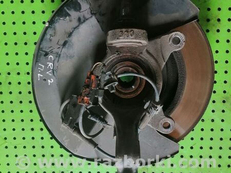 Кулак поворотный левый для Honda CR-V (02-06) Киев 51215SCA981