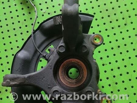Кулак поворотный левый для Toyota RAV-4 (05-12) Киев 4321242080