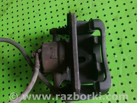Суппорт передний левый для Toyota RAV-4 (05-12) Киев 4775042090