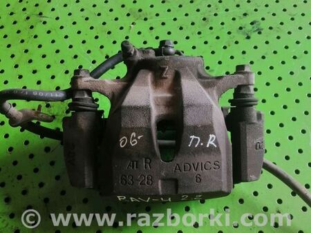 Суппорт передний правый для Toyota RAV-4 (05-12) Киев 4773042090