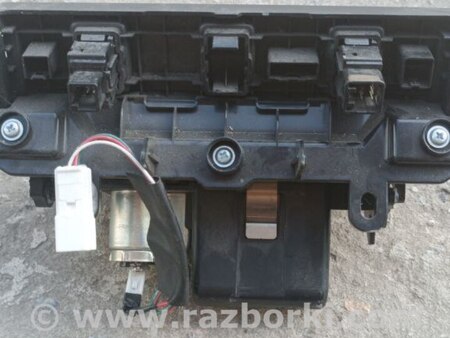 Блок управления подогревом сидений для Toyota Camry 50 XV50 (08.2011-11.2014) Киев 74110-33290, 74110-33390