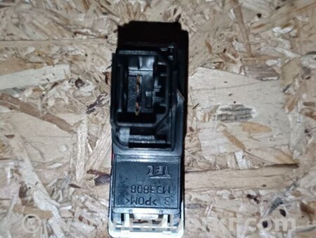 Кнопка аварийки для Honda CR-V (07-11) Киев 35510-SWA-JO1