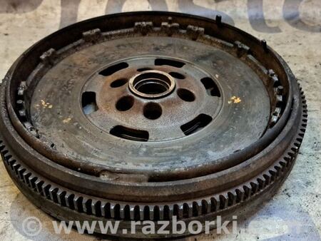 Маховик для Skoda Octavia Киев 028105264G