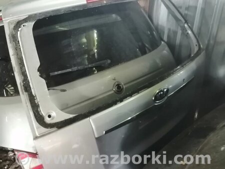 Крышка багажника голая для KIA Carnival 2 (2006-2014) Киев 737004D031