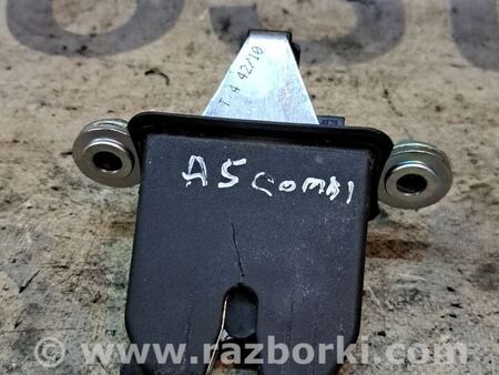 Замок крышки багажника для Skoda Octavia A5 Киев 1Z5827501D