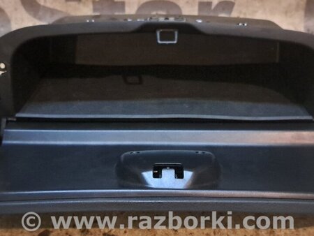 Бардачок для KIA Carnival 2 (2006-2014) Киев 847904D000VA