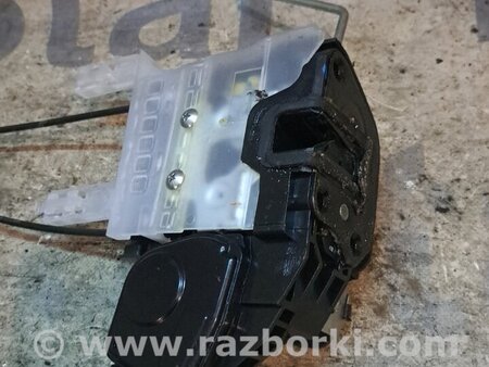 Замок двери передней правой для Hyundai Tucson (04-10) Киев 813202E040